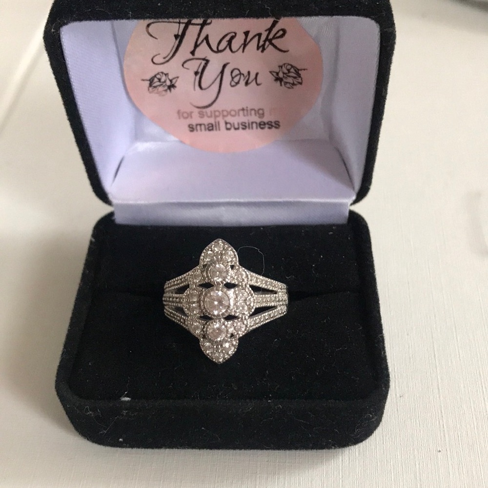 🔥Sterling Silver White Topaz Ring